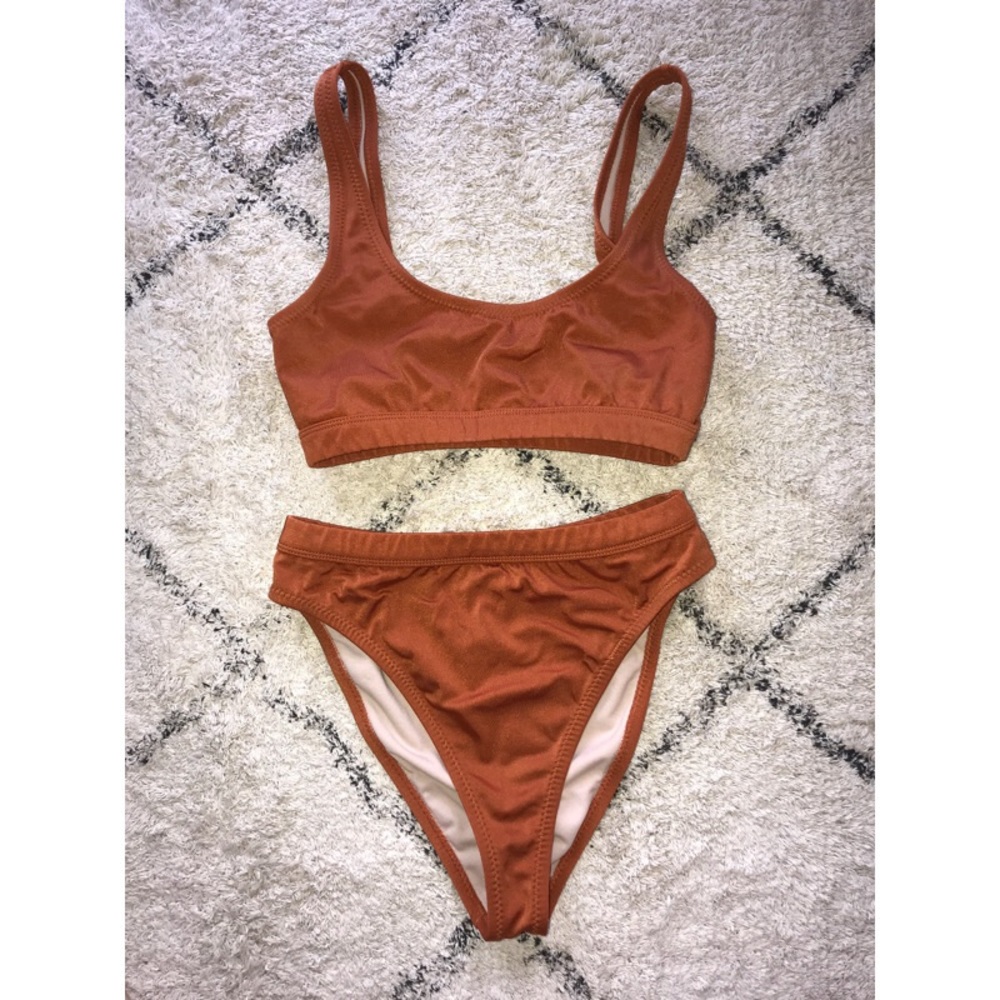 High waisted bikini